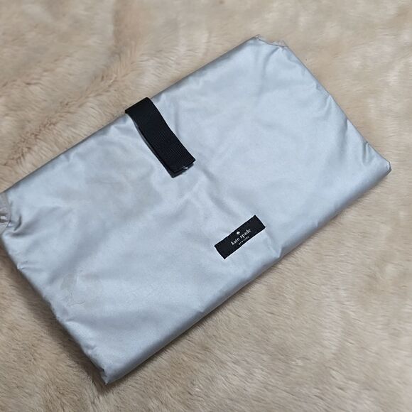 Kate Spade Signature Spade Quilted Bon Shopper Diaper Bag/ Tote Bag - Picture 6 of 13